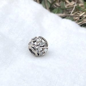 Authentic PANDORA Charm Luminous Leaves